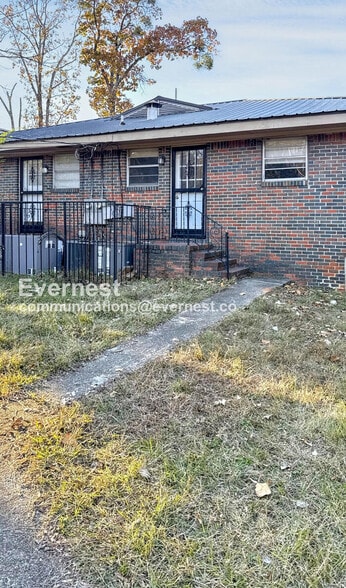 Building Photo - 7423 2nd Ave S