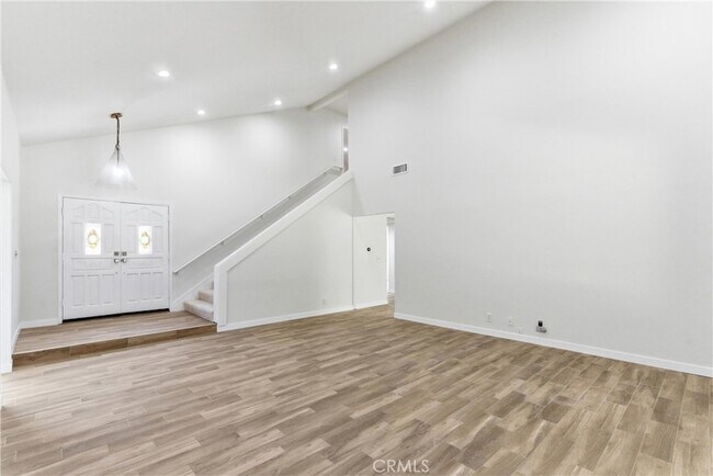 Building Photo - 5415 E Willowick Cir