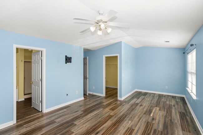 Building Photo - 27 Fawn Creek Pass