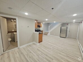 Unit 304 2BD Plus office - 2 Floors - The Village at 82 Main