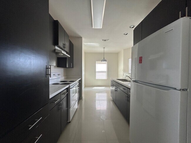 Building Photo - 501 Shiloh Dr