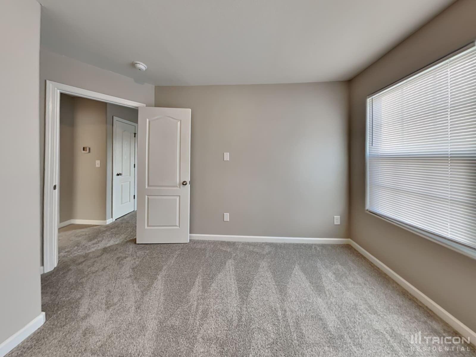 Building Photo - 6035 Loy Ct