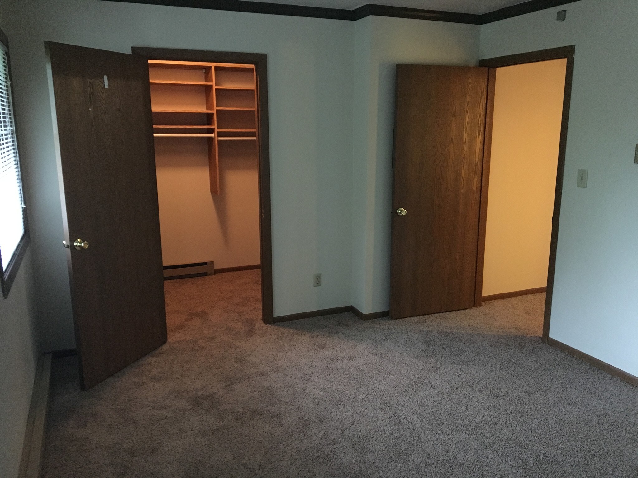 Main Bedroom with WIC - 4670 S Woodland Dr