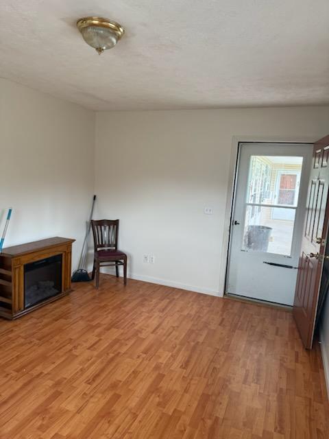 Building Photo - 407 River Park Dr