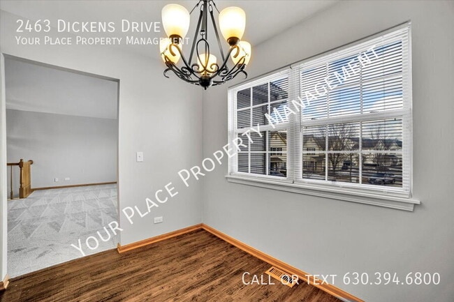 Building Photo - 2463 Dickens Dr