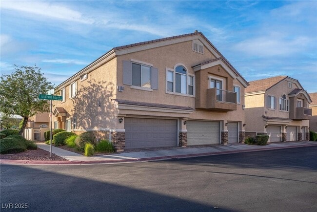 Building Photo - 6550 Tumbleweed Ridge Ln