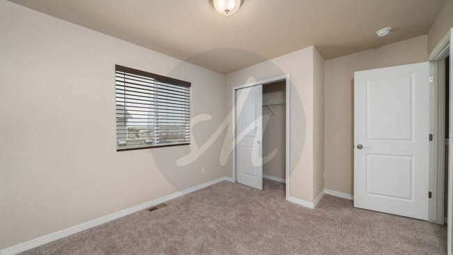 Building Photo - Expansive 3-Story New Build In Fountain