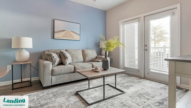 Building Photo - 915 Brentmoor Dr