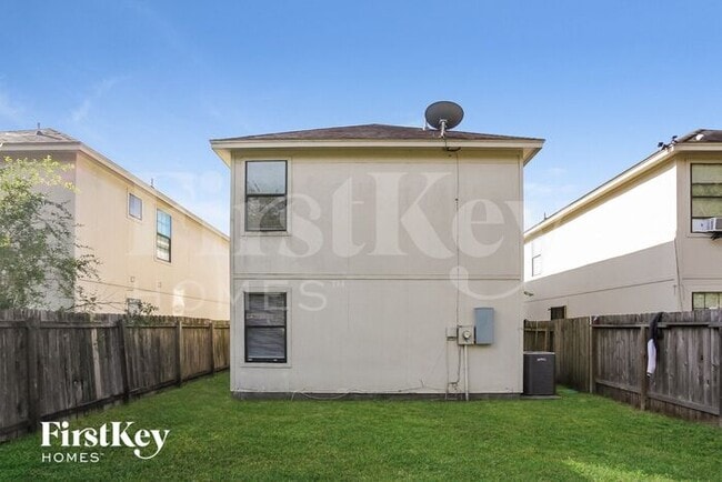 Building Photo - 3007 La Estancia Ln