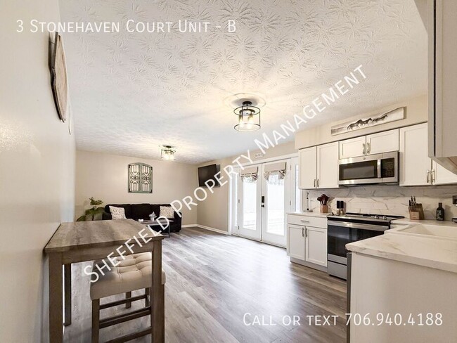 Building Photo - 3 Stonehaven Ct