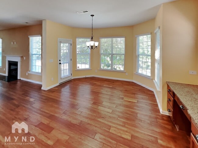 Building Photo - 9420 Ardrey Woods Dr