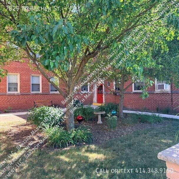 Building Photo - 7829 W Becher St