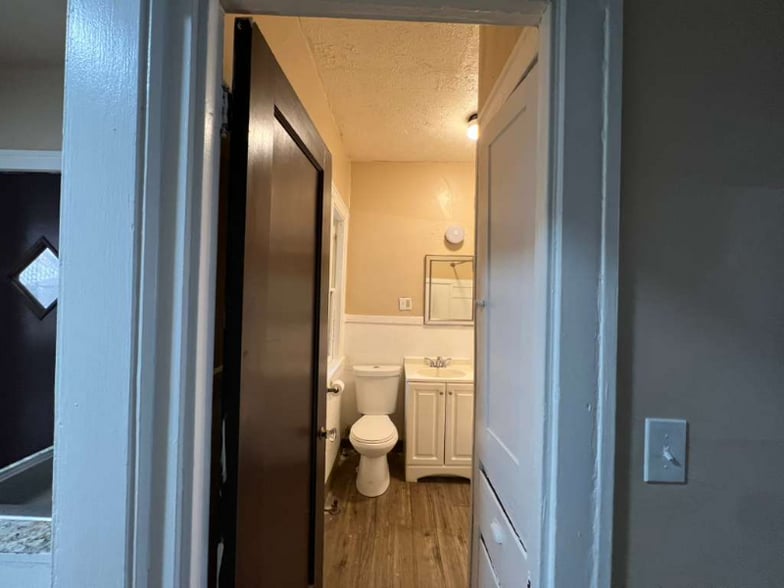 Building Photo - 55 Cotter Ave