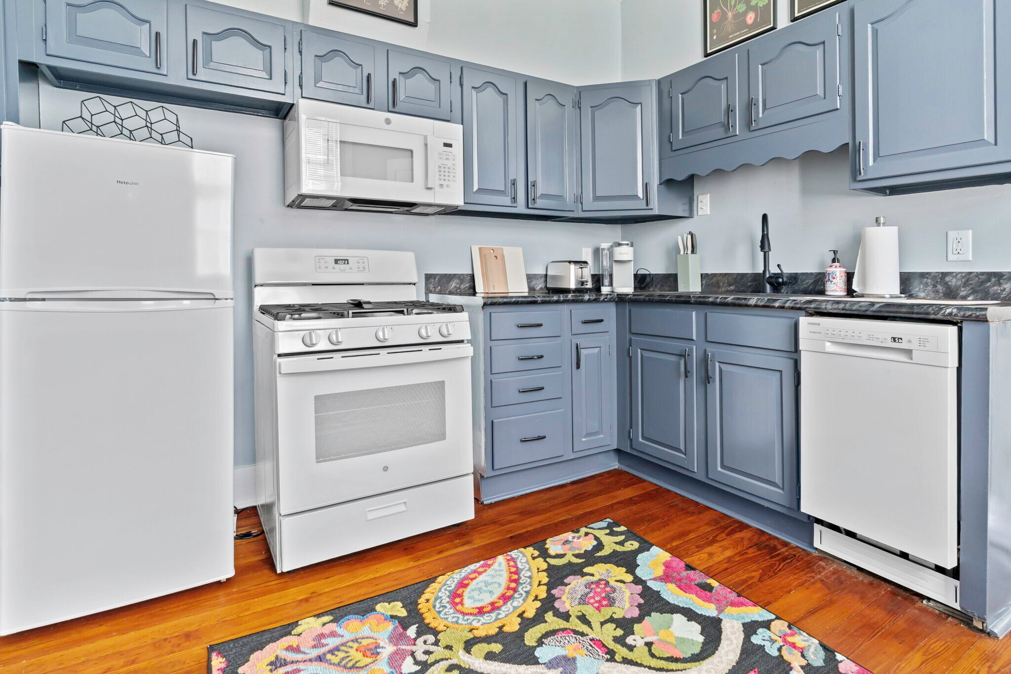 Building Photo - 538 Verret St