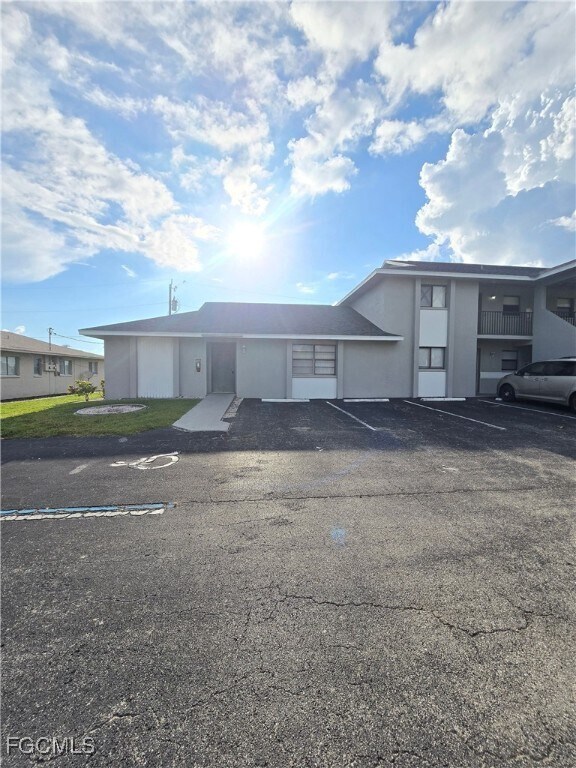 Building Photo - 4815 Triton Ct E