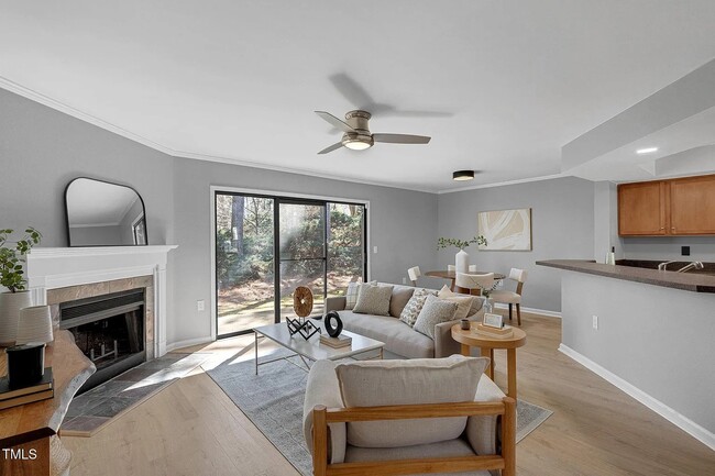 Building Photo - 7706 Falcon Rest Cir