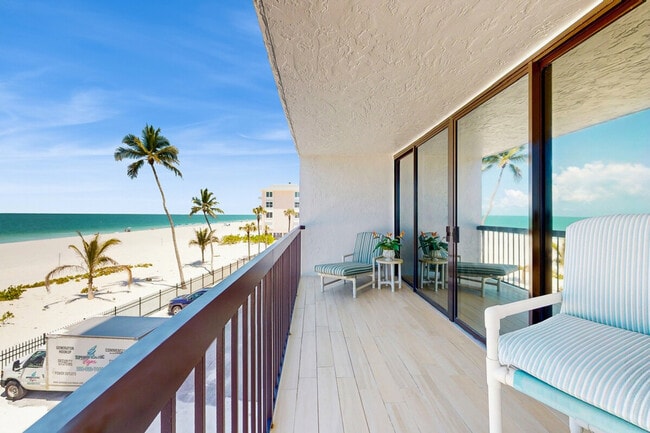 Building Photo - 26300 Hickory Blvd