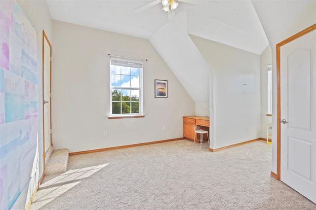 Building Photo - 215 Greathouse Cir