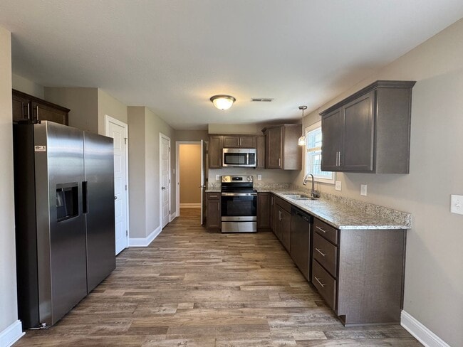 Building Photo - Gorgeous Single Family Home