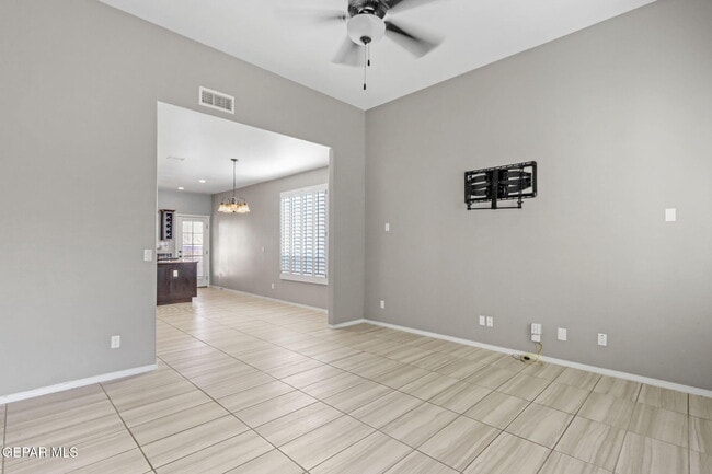 Building Photo - 14365 Jonathan K. Molina Ct