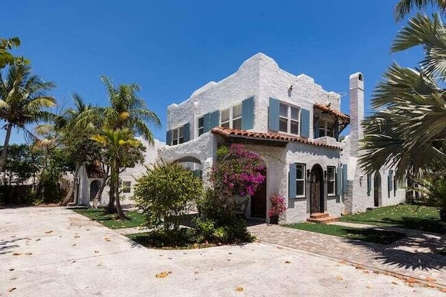 Building Photo - 717 Forest Hill Blvd