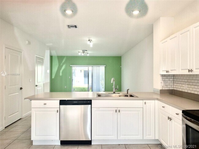 Building Photo - 2821 NW 180th St