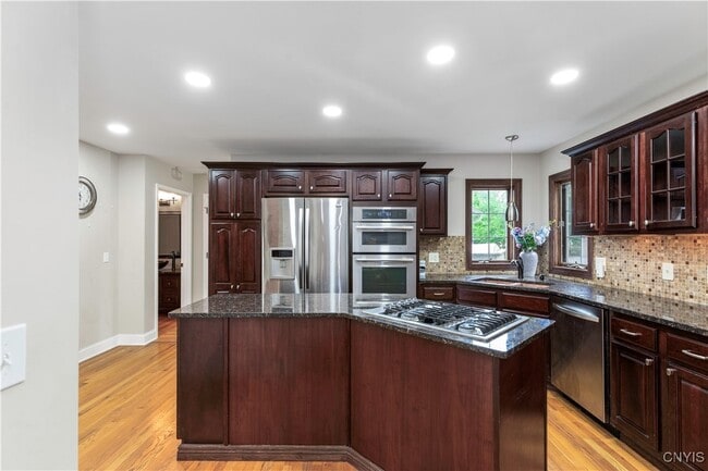 Building Photo - 3306 Glen Abbey Terrace