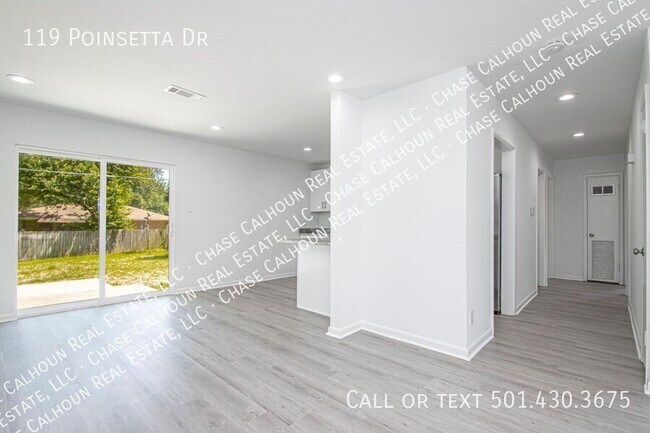 Building Photo - 119 Poinsetta Dr
