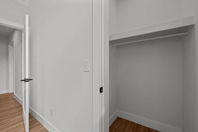 Building Photo - New Construction in Trinity Park near Duke - 2 Bed, 2 Bath, Stunning! - Pet Friendly