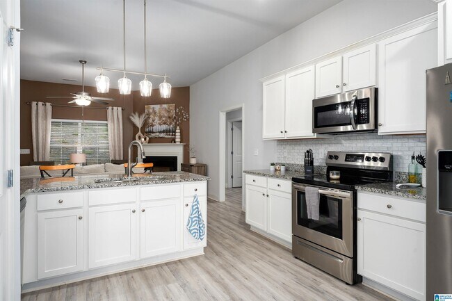 Building Photo - 109 Pure Leaf Dr