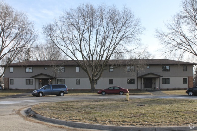 Primary Photo - 421 Oakland Ave