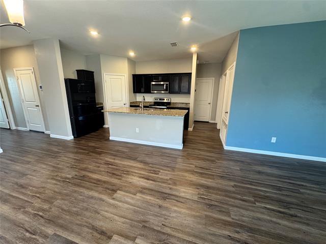 Building Photo - 5616 McMahan Ln