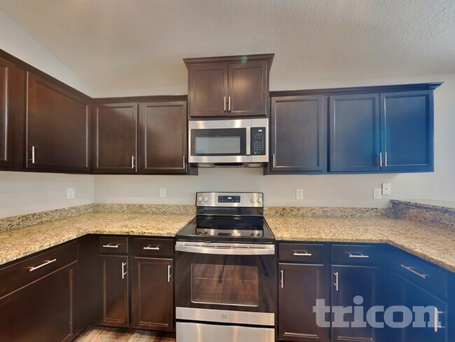 Building Photo - 3266 Hidden Meadows Ct