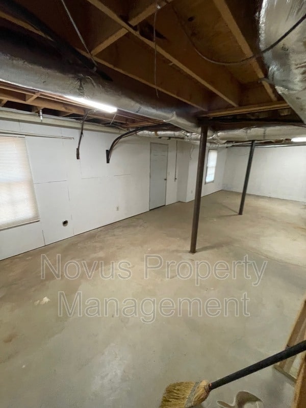 Building Photo - 121 Chipley Creek Dr