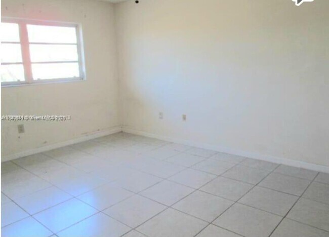 Building Photo - 7830 Dickens Ave