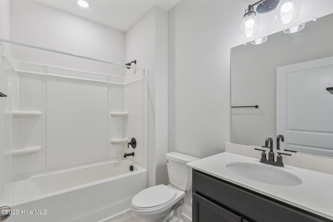 Building Photo - 570 Tullimore Ln