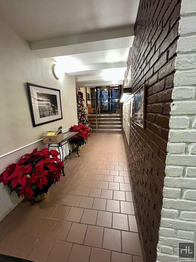 Building Photo - East 91st Street