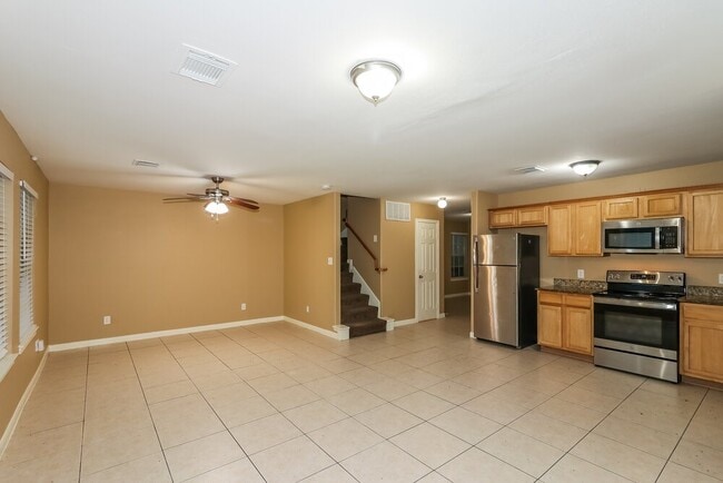 Building Photo - 4918 N Cancun Dr