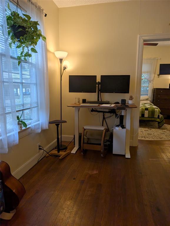 Building Photo - 3119 Tom Green St