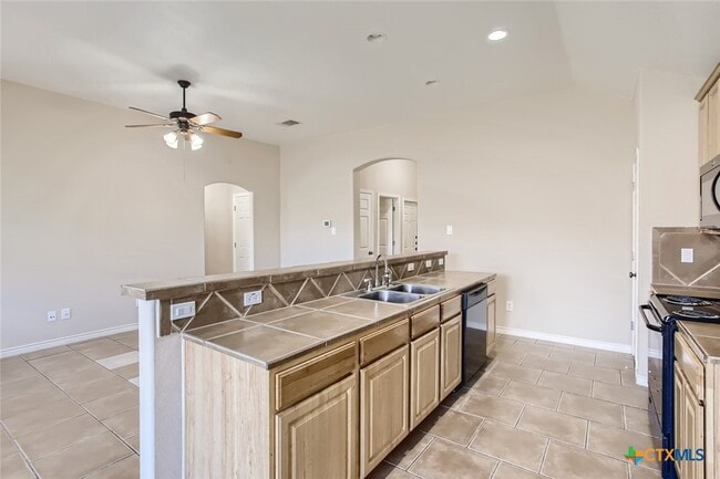 Building Photo - 3032 Douglas Fir Dr