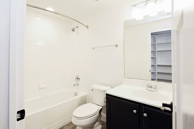 Building Photo - Modern Townhome Living Near Hollymead Town...