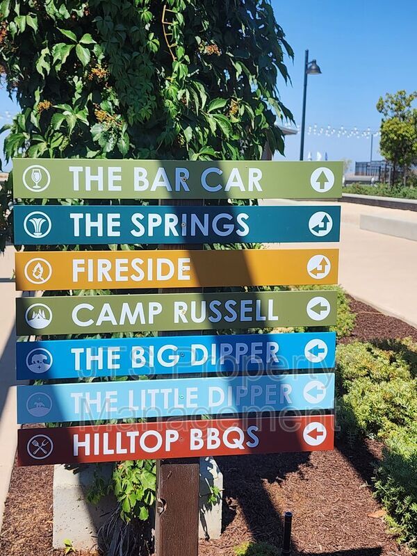 Building Photo - 3349 Hedgerow Ct