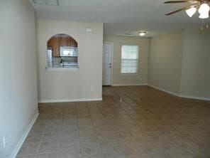 Building Photo - 204 W Worsham St