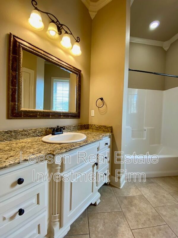 Building Photo - 344 Antietam Dr