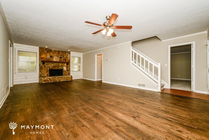 Building Photo - 245 Devilla Ct