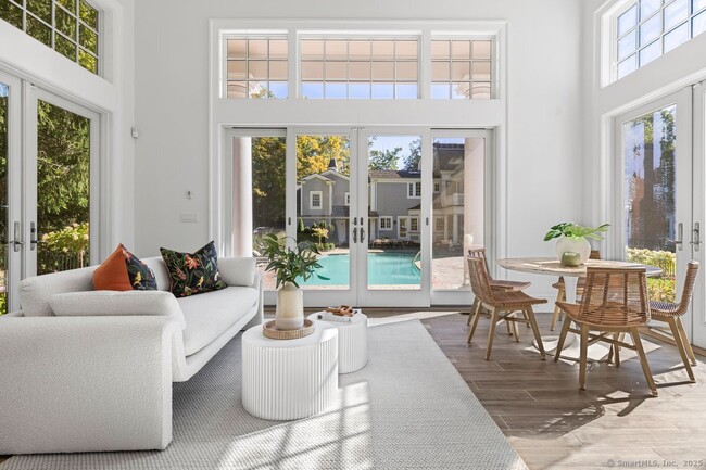 Building Photo - 1421 Oenoke Ridge