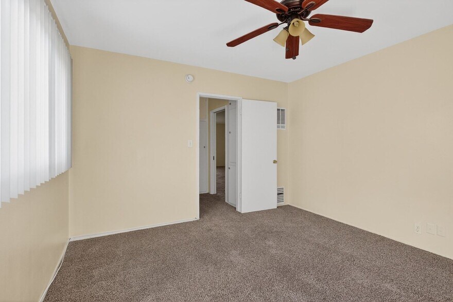 Building Photo - 3888 Potomac Ave