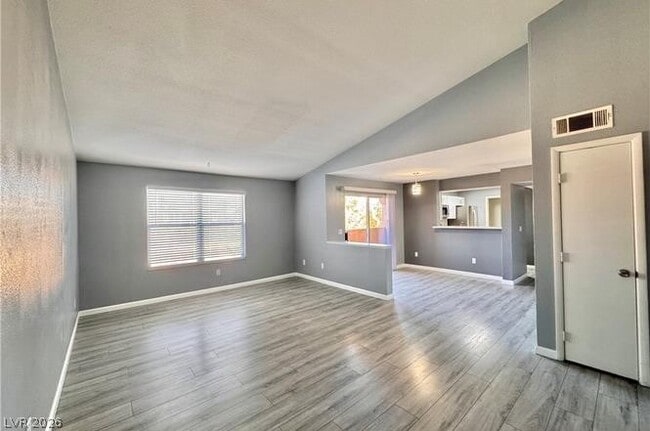 Building Photo - 1150 N Buffalo Dr