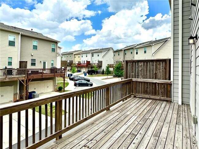 Building Photo - 3658 Hidden Valley Cir