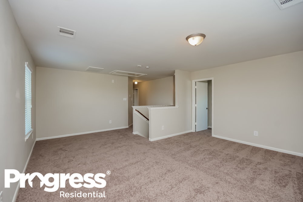 Building Photo - 20730 Dickinson Manor Ln